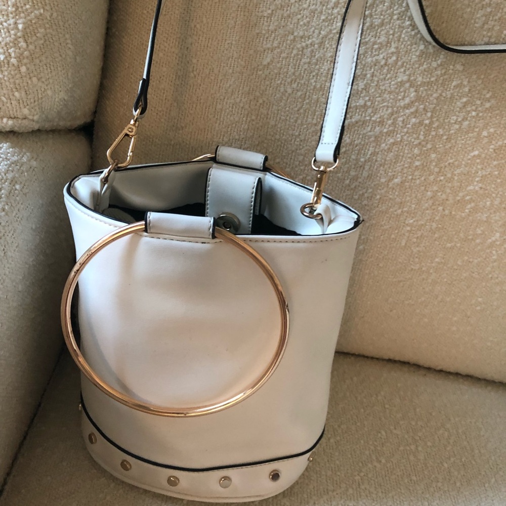 White Bucket Bag 5/$25